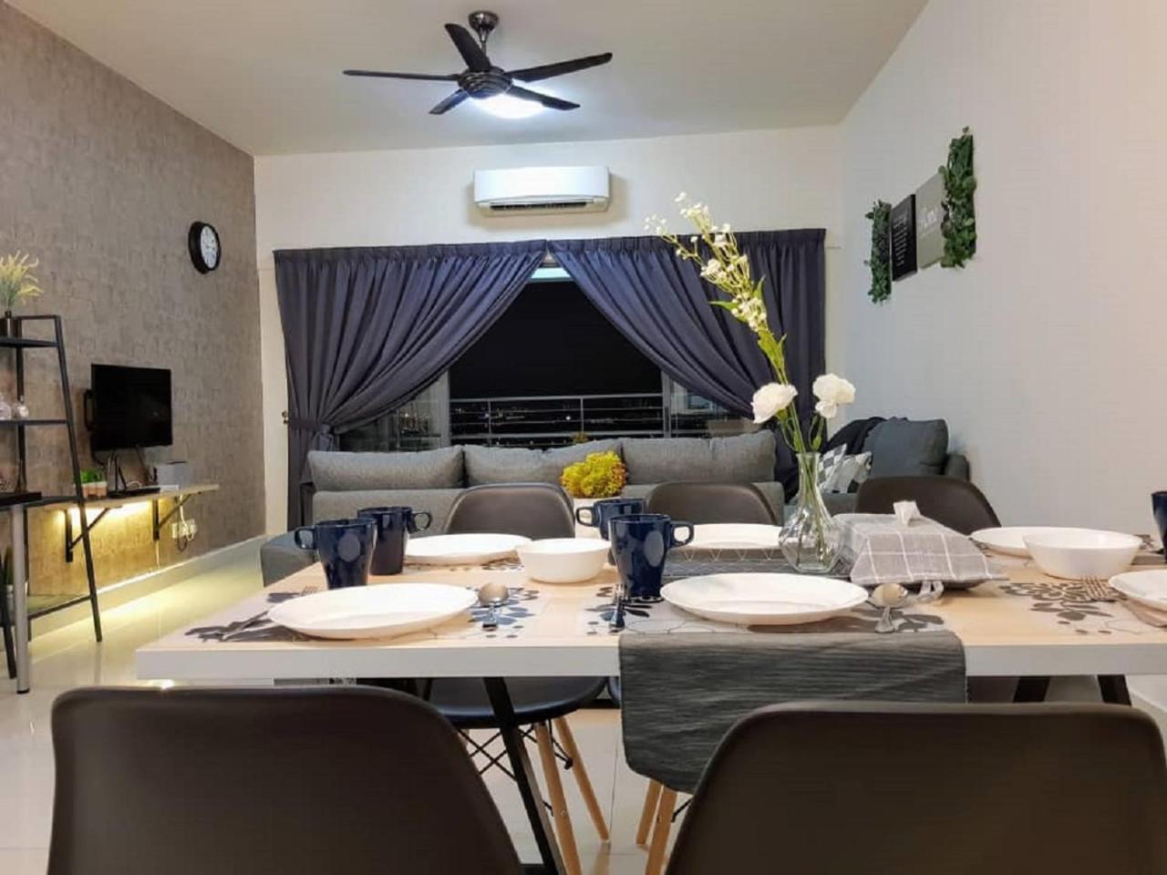 Puchong 8-12 Pax 5Min Lrt Cozy Apartment Ioi Mall Exterior photo