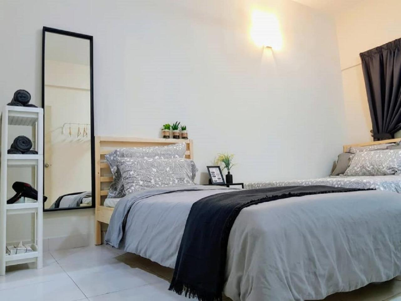 Puchong 8-12 Pax 5Min Lrt Cozy Apartment Ioi Mall Exterior photo